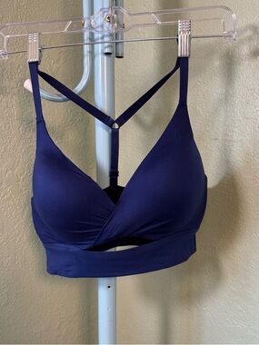 Victoria's Secret No-Wire Uplift Bra - Navy